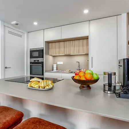 Vivi Homes - Amber, Center Fuengriola, Pool, Διαμέρισμα