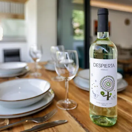 Vivi Homes - Amber Фуэнхирола