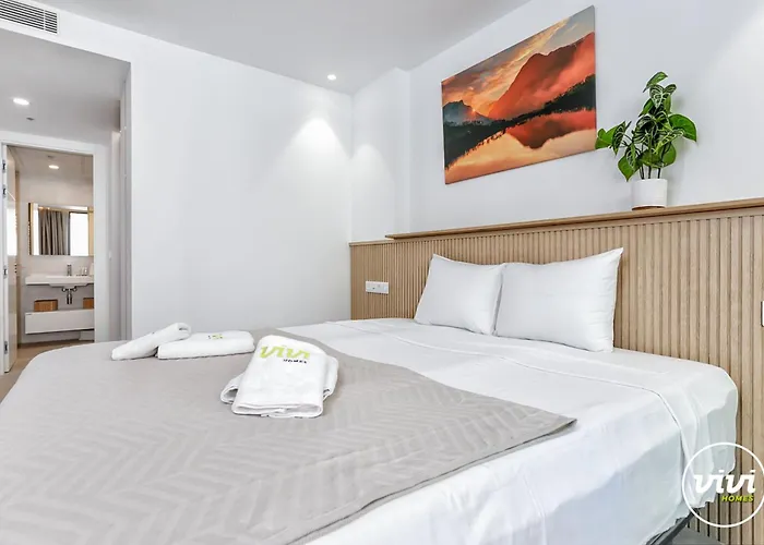 Vivi Homes - Amber, Center Fuengriola, Pool, Апартаменти *