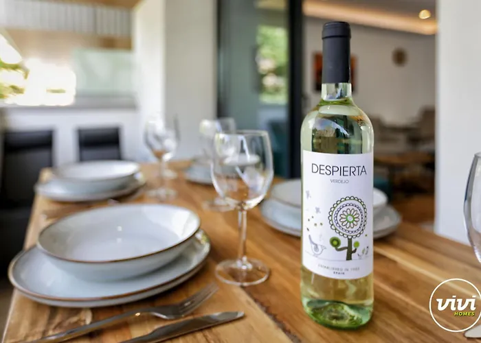 Vivi Homes - Amber, Center Fuengriola, Pool, Фуенхірола